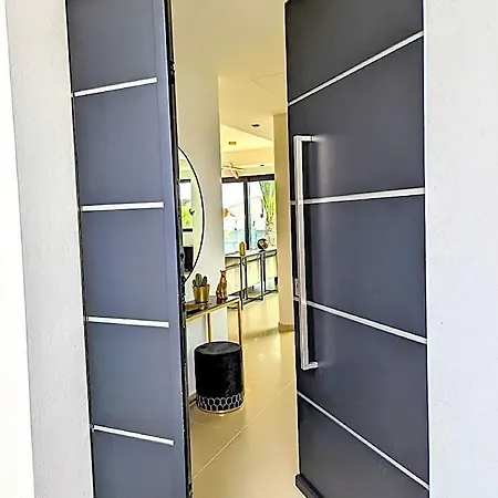 Monegasque Otel Béziers