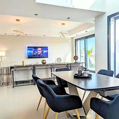 Otel Monegasque Béziers